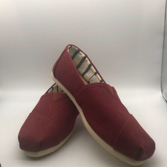 TOMS Shoes - Picture 4 of 5